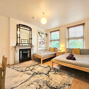 King'S Cross & Angel Area, 4 Bedrooms Home With 7 Beds & Private Rooftop - Walk To St Pancras International