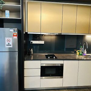 Scarletz Suites Klcc Kuala Lumpur By Okidoki Homes