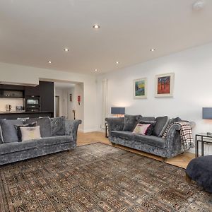 The York Place Residence