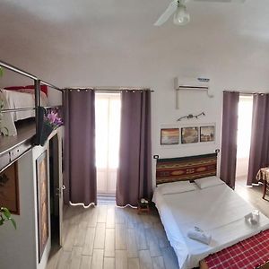 Maqueda Apartments