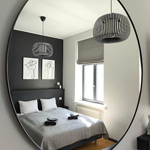 Albert Studio In Art Nouveau Building With Ac Top Location Near Old Town