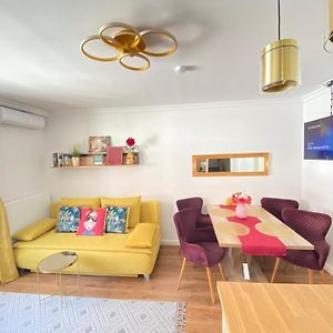 Appartement à 2 Chambres à Coucher