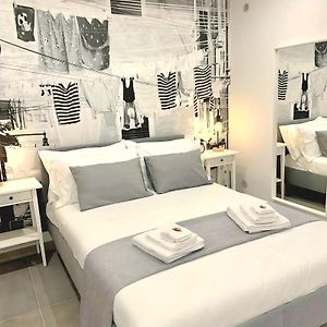 Casa E Bottega 41 Apartment