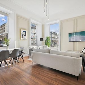 Elegant 2 Bed Blythswood Apartment