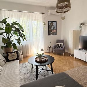 West Budapest Apartman