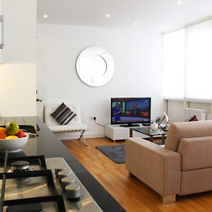 Appartement à 2 Chambres à Coucher