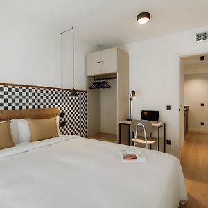Appartement à 2 Chambres à Coucher