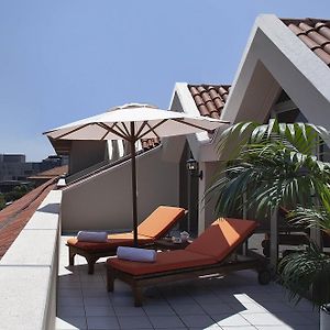 Suite à 3 Chambres à Coucher