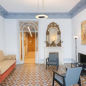 Appartement à 3 Chambres à Coucher