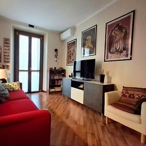 Stylish Boutique Apartment-City Center