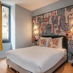 Montmartre Paris Suite