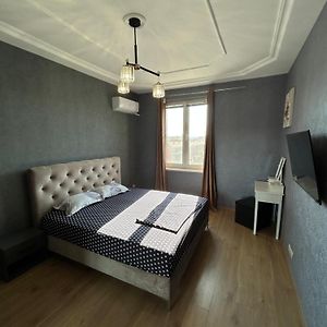 Maria-Luiza'S Cozy Central Apartment