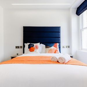 Upper Berkeley Hotel