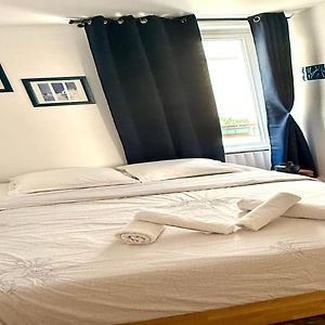 Charming Apartment Near The Eiffel Tower