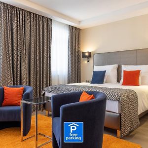 Silver Crown Hotel & Residence, Palace Quarter