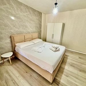 Superb Studio Apartment Near To The City Center