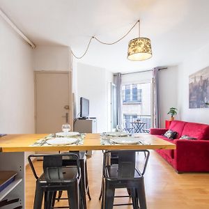Pillement 2-T2-balcon avec garage privé optionnel-Centre historique et plages à 21km !