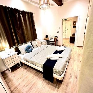 Pantheon Luxury Suite Rome Historic Center