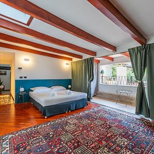 De Amicis' Nest - City Center