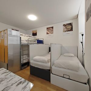 Chambre Juste Pour Femmes Dortoir