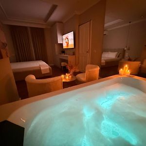 Lunarist - Exclusive Suites With Private Jacuzzi In Blloku