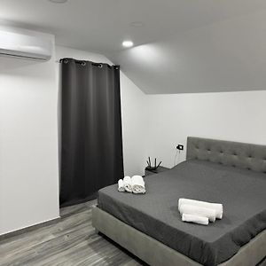 Doctor House Sanita Napoli