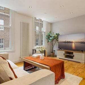 Hidden Gem In Central Location - Beautiful 2 Bed