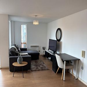 Lux 2Bed Ao Arena Apartment, City Centre