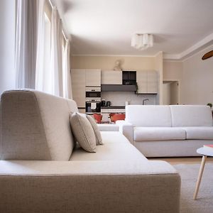 Exclusive Suite In Central Station - Duomo 5 In Minutes