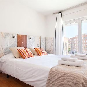 Appartement à 3 Chambres à Coucher