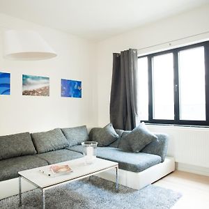 Appartement à 2 Chambres à Coucher
