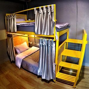 Chambre Juste Pour Femmes Dortoir