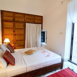 Chambre Lit Queen-Size
