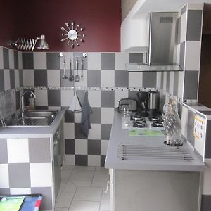 Appartement à 2 Chambres à Coucher