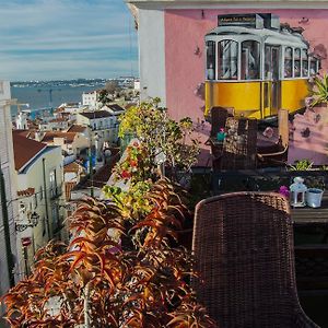 Alfama Patio Apartments