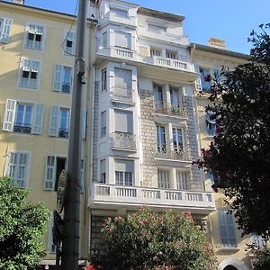 Appartement Au Centre De Nice
