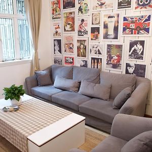 Appartement à 3 Chambres à Coucher