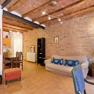 Appartement à 3 Chambres à Coucher