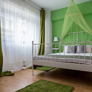 Appartement Luxe à 1 Chambre à Coucher
