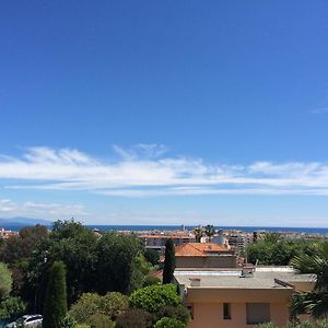 Agréable appartement avec vue mer et Parking