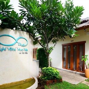 8 Villas Hua Hin