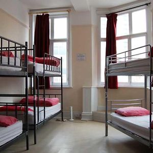 Dormitory Room Mixed