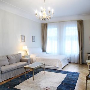 Apartments - Laipu