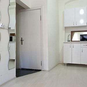 Nicoleport Hotel