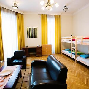 Chambre Juste Pour Femmes Dortoir