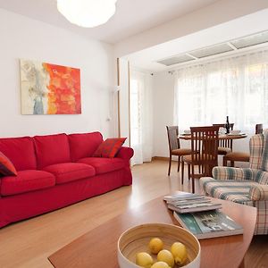 Appartement à 4 Chambres à Coucher