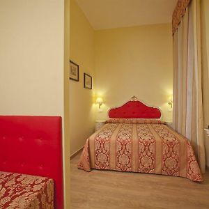 Chambre Standarde Triple
