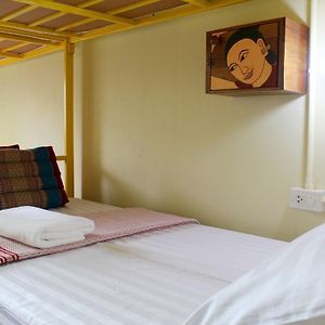 Dormitory Room Mixed