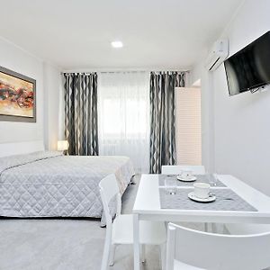 Valery Guest House