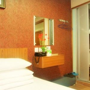 Private Bathroom Single Room